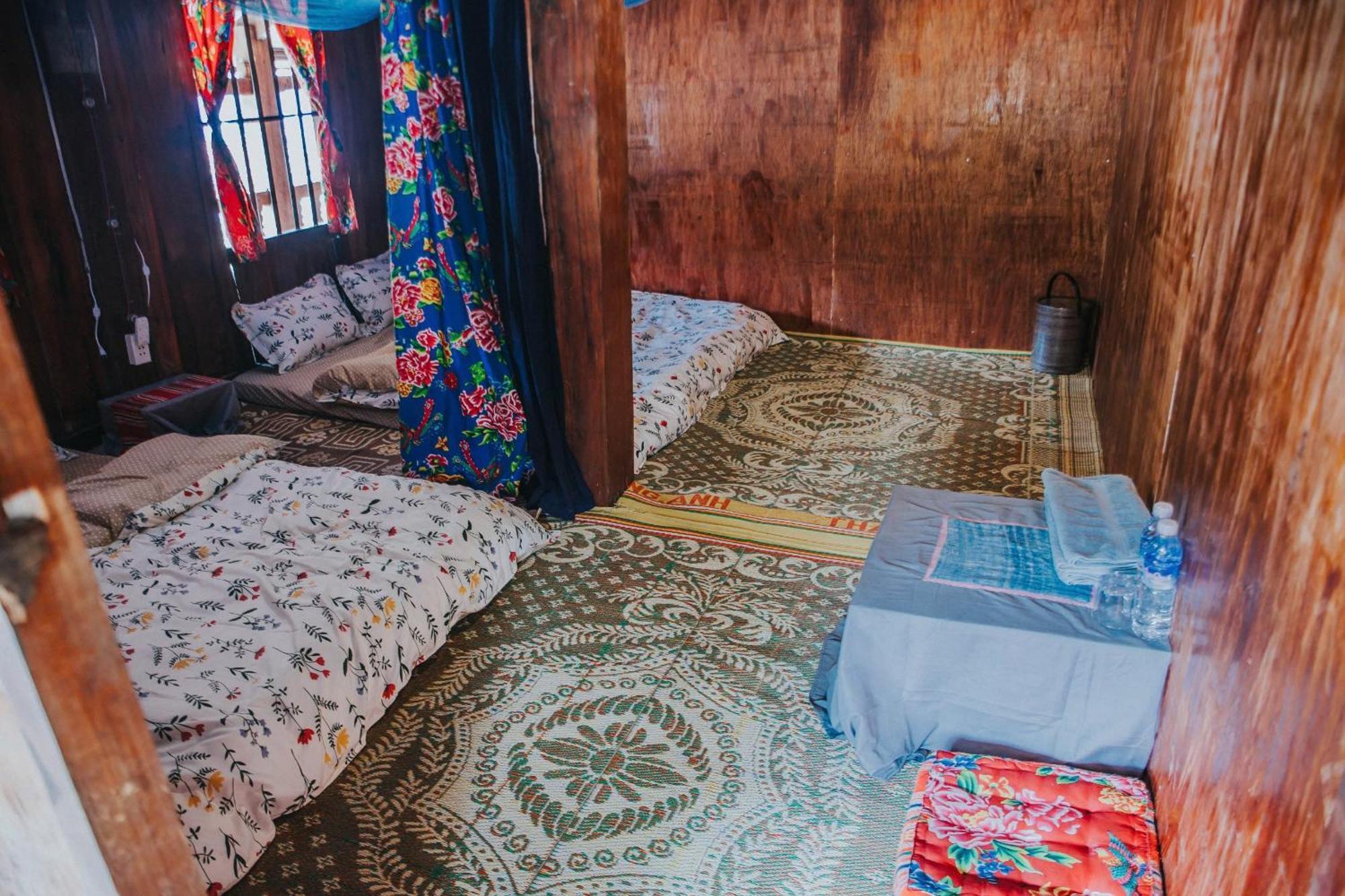 Lo Lo Homestay & Cafe Meo Vac Exterior photo